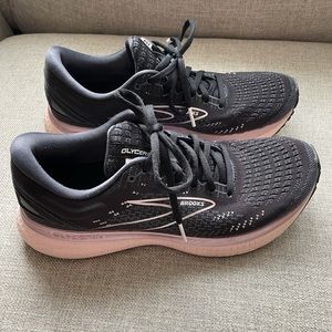 Women’s Brooks Glycerin 19 size 10.5